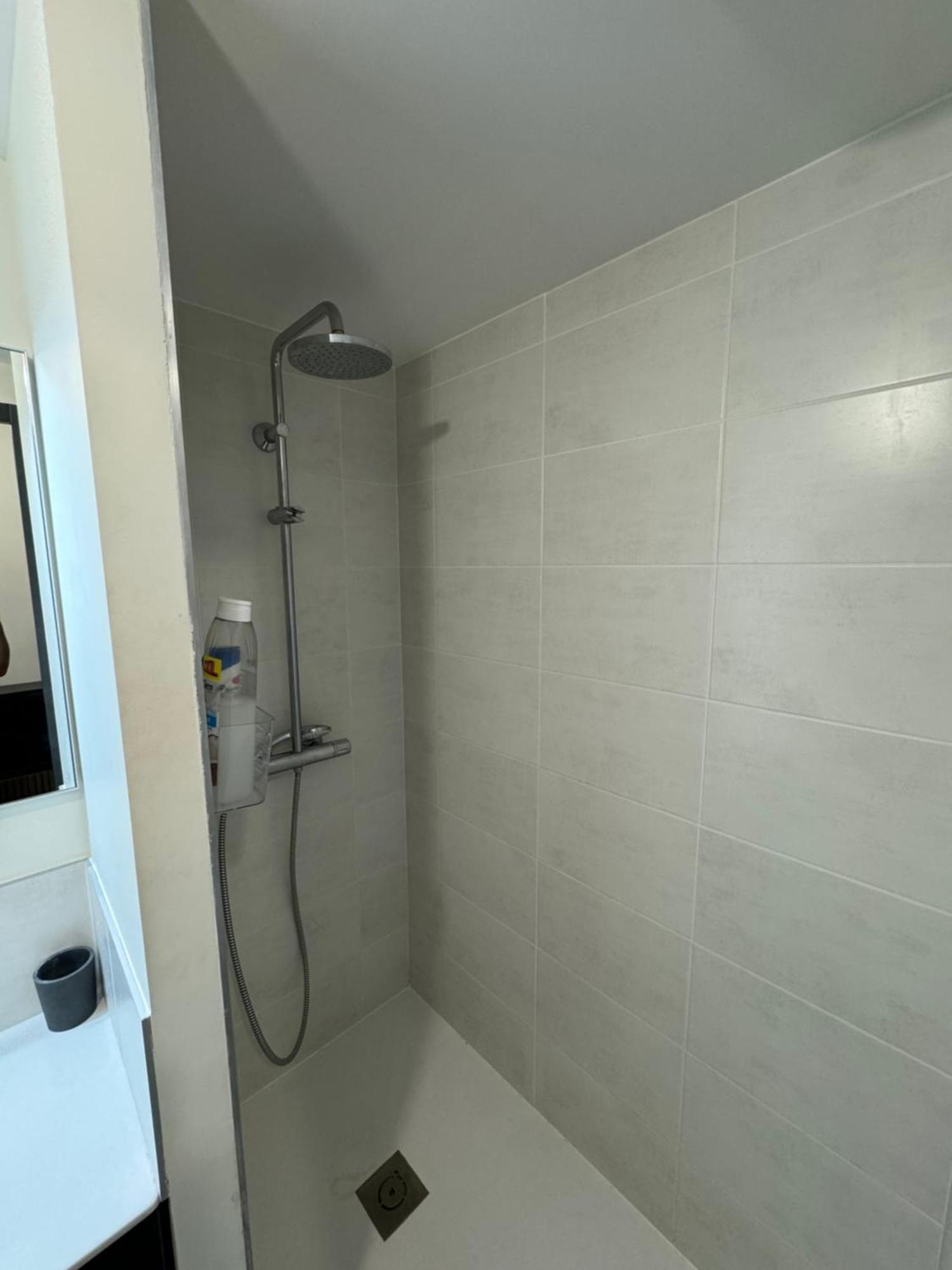 Tres Bel Appartement Cannes Bagian luar foto